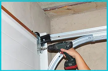 West Warwick Trust Garage Door Service West Warwick, RI 401-343-0385 West Warwick Trust Garage Door Service West Warwick, RI 401-343-0385 - garage-door-openers-sid-gdr-10m